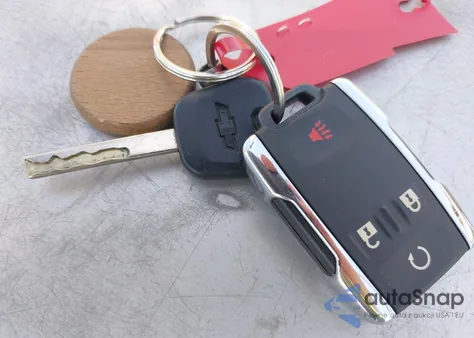 2014 Chevrolet Silverado 1500 2Lt from USA, damaged, VIN 3GCUKREC7EG331423